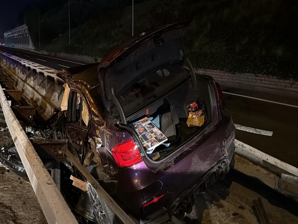 Kağıthane’de taksi ile otomobil çarpıştı: 1 ölü, 2 yaralı
