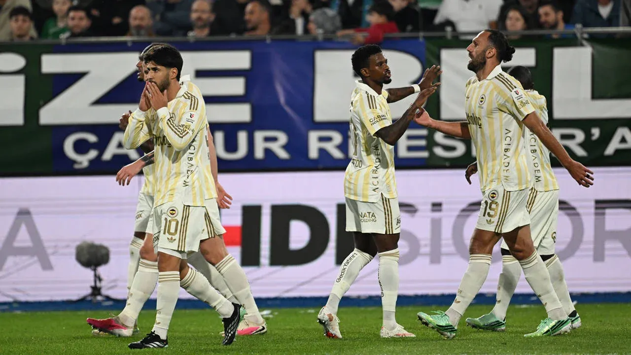 Fenerbahçe, Rize deplasmanında üç golle kazandı