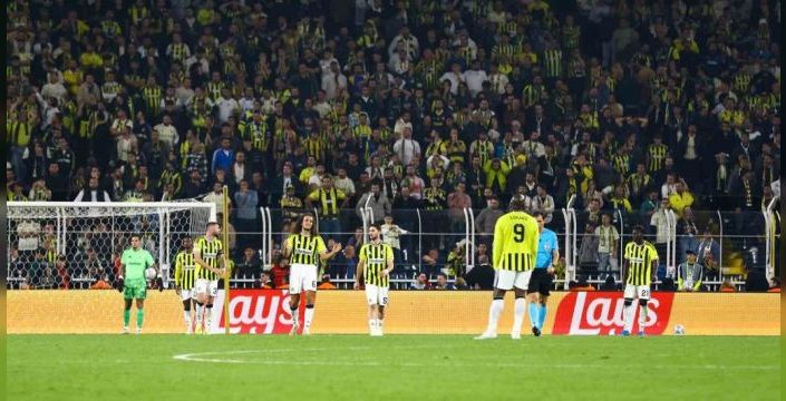 Fenerbahçe, Slavia Prag karşısında galibiyeti koruyamadı