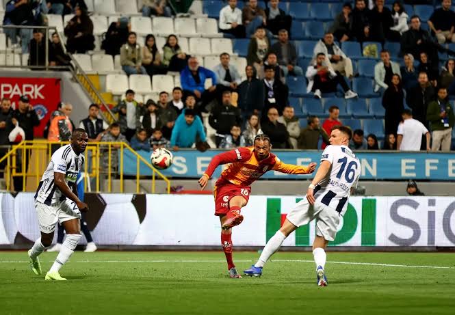 Galatasaray, Kasımpaşa karşısında yeni seri peşinde