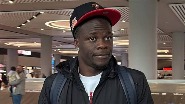 Junior Olaitan’a İstanbul’da taraftar ilgisi