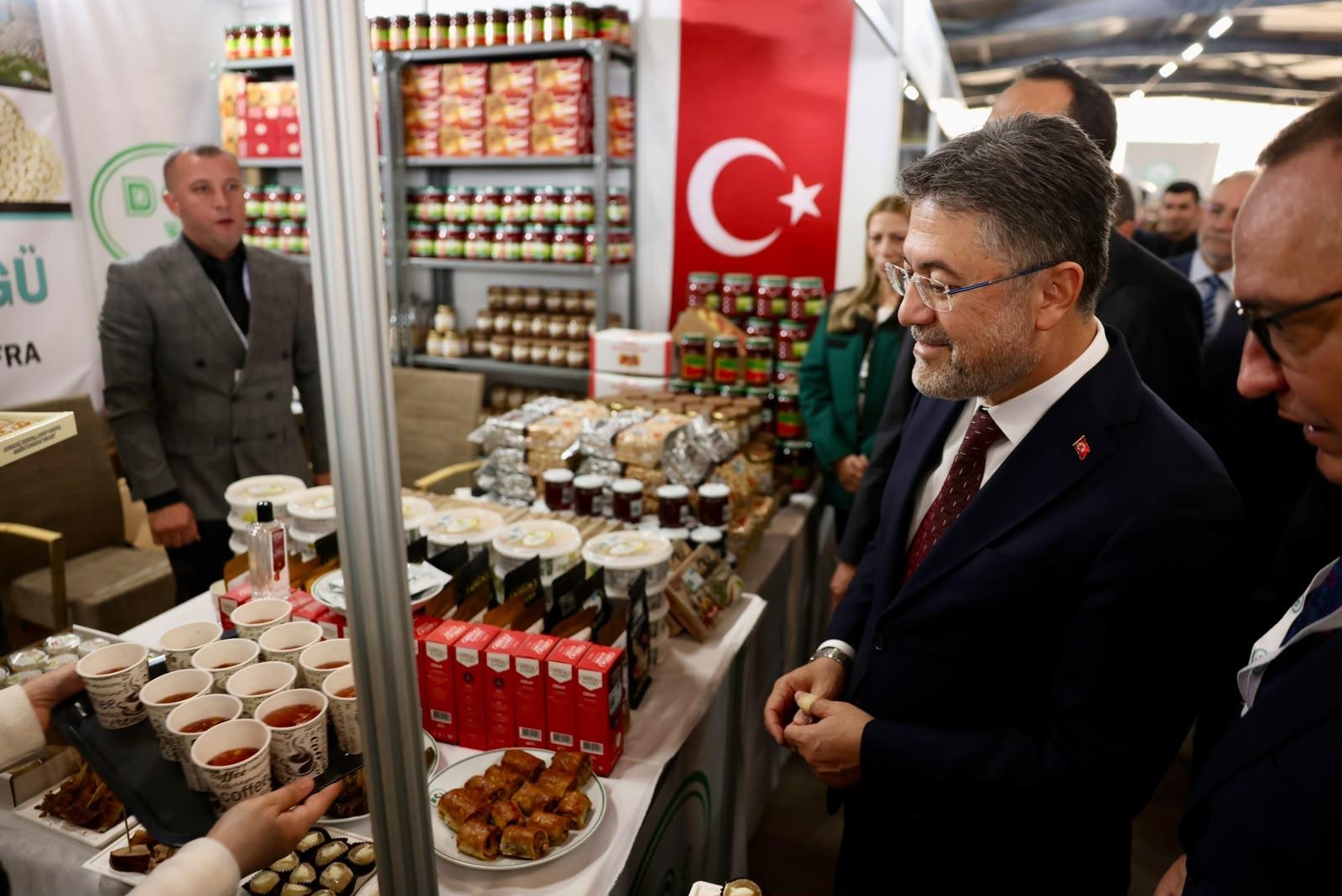 Yumaklı açıkladı: 11 ilde yapay zekalı sulama dönemi başlıyor