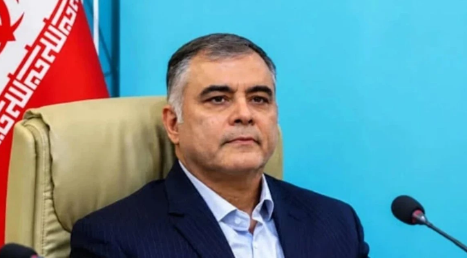 İran Petrol Bakanı Paknejad istifa etti