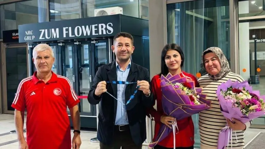 Fekeli milli güreşçi Damla Ünal’dan Balkan Şampiyonası’nda gümüş madalya