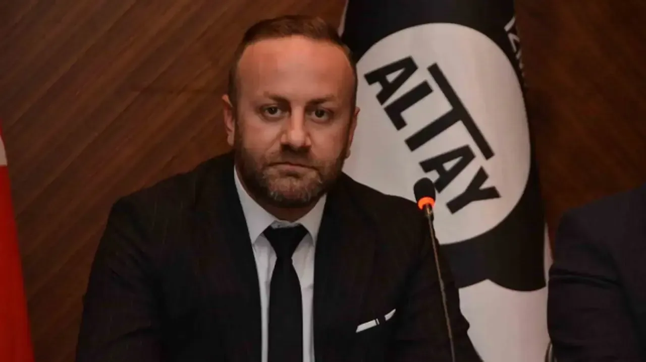 Altay Başkanı Sinan Kanlı’dan bilet fiyatlarına tepki gösteren taraftarlara yanıt